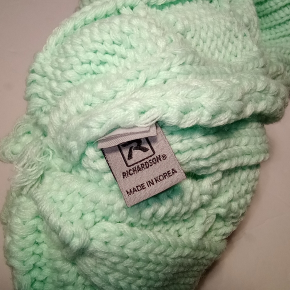 Winter Leather Patch "Lotus Ink" Chunky Cable Twist Cuff & Pom Knit Mint Beanie - Picture 7 of 7